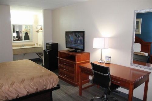 Americas Best Value Inn Tuscaloosa image 11