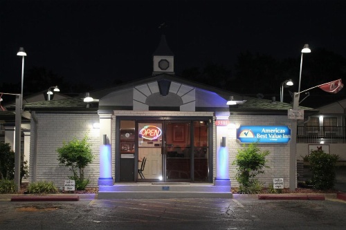 Americas Best Value Inn Tuscaloosa image 18