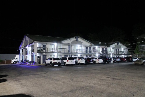 Americas Best Value Inn Tuscaloosa image 25