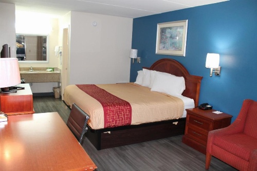 Americas Best Value Inn Tuscaloosa image 9